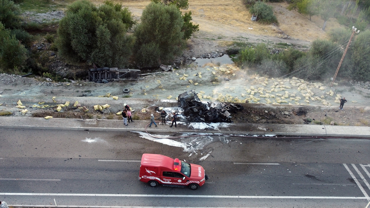 A A 20250916 39124850 39124846 M A L A T Y A D A O T O B U S E C A R P T I K T A N S O N R A D U V A R A V U R A N T I R Y A N D I