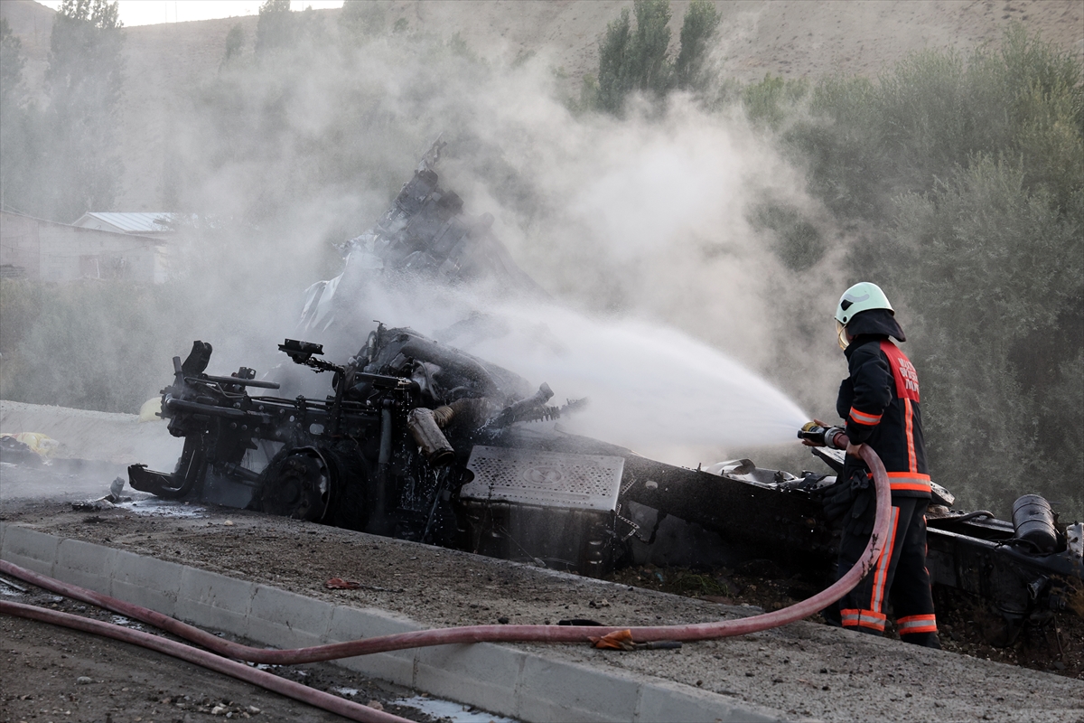 A A 20250916 39124850 39124849 M A L A T Y A D A O T O B U S E C A R P T I K T A N S O N R A D U V A R A V U R A N T I R Y A N D I