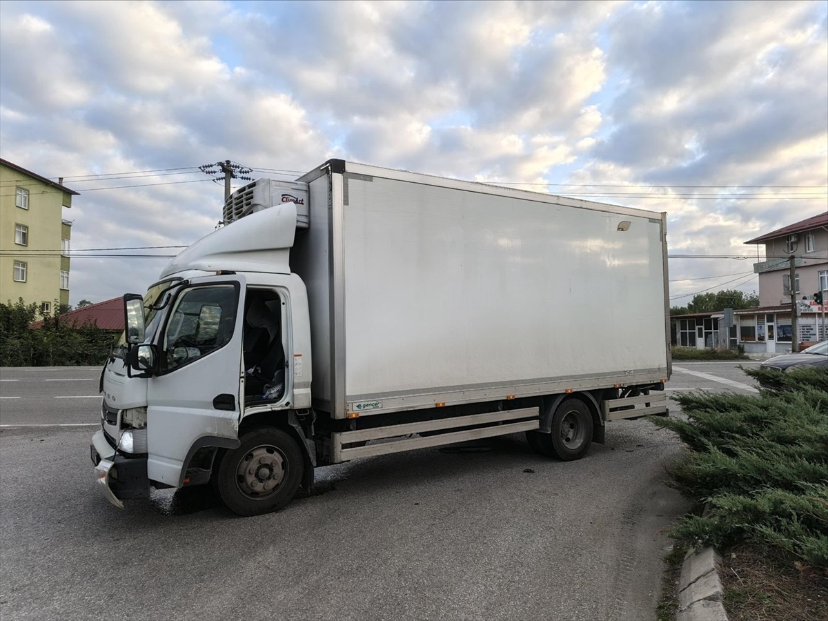 A A 20250925 39226079 39226078 S A M S U N D A K A M Y O N E T I L E O T O M O B I L I N C A R P I S M A S I S O N U C U 4 K I S I Y A R A L A N D I