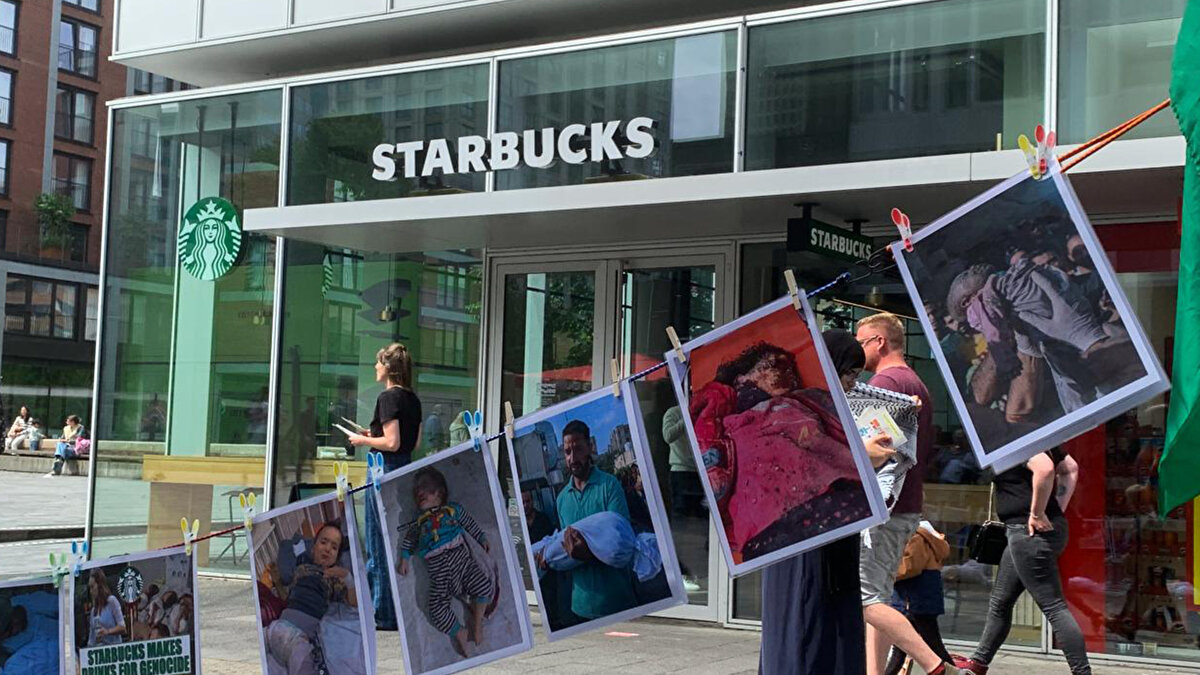 D6C3B6C6Starbucksboykotaa2262524