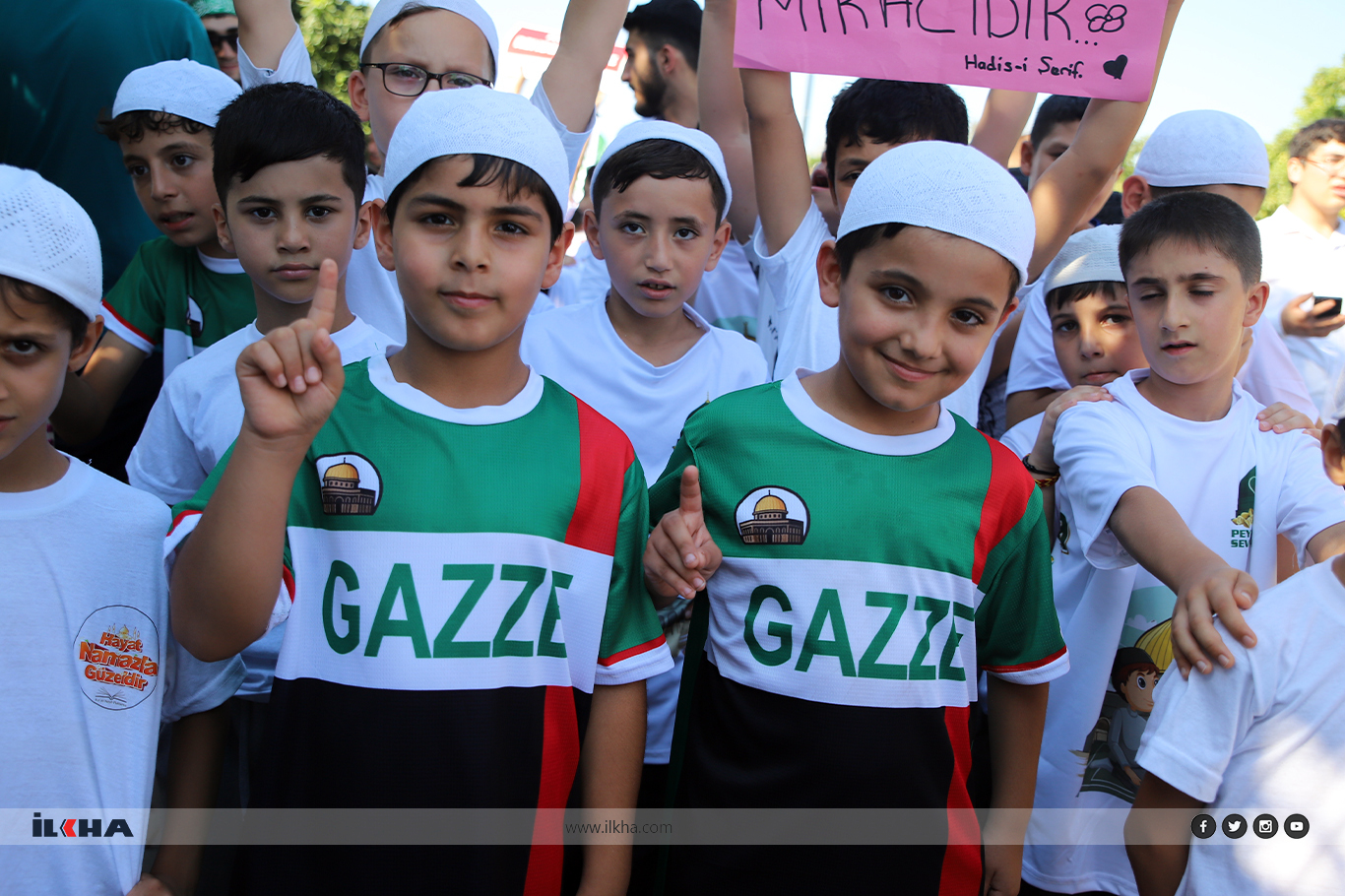 Adanalı çocuklar: Kurtuluşumuz namazdadır