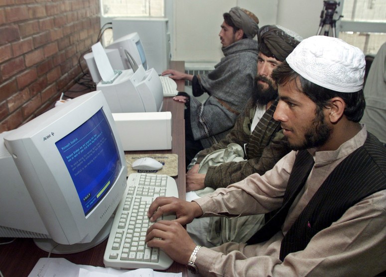 20101019 101018 Silk Rdax 775X557