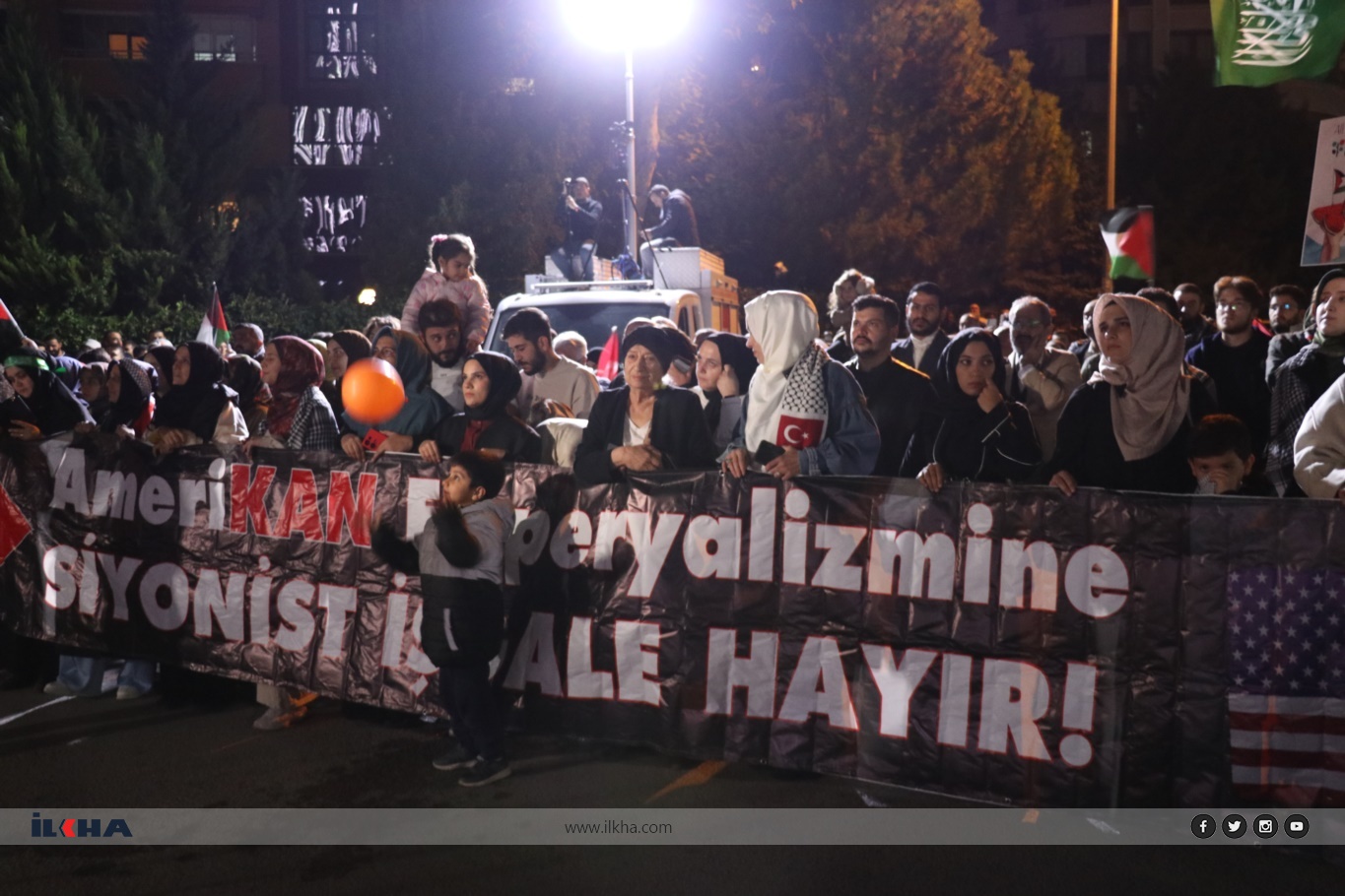 42E8Ddea 99C9 4838 9499 76Dd45574440