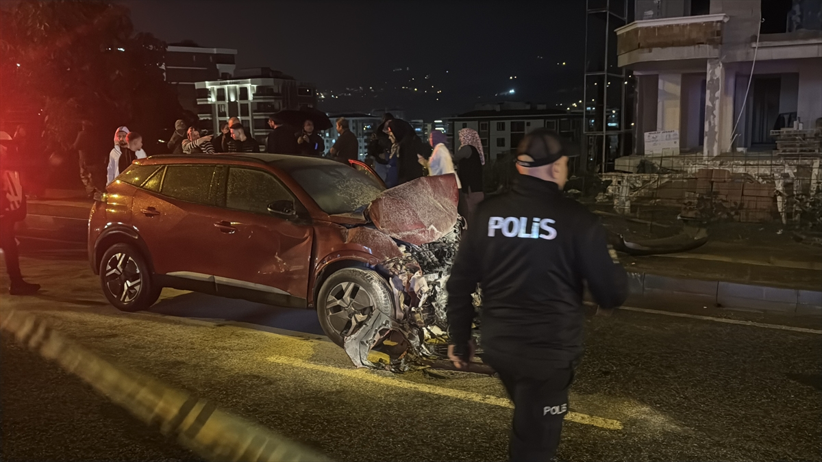 A A 20251001 39284026 39284023 S A M S U N D A T R A F I K K A Z A S I N D A A Y N I A I L E D E N 2 K I S I O L D U 2 K I S I Y A R A L A N D I