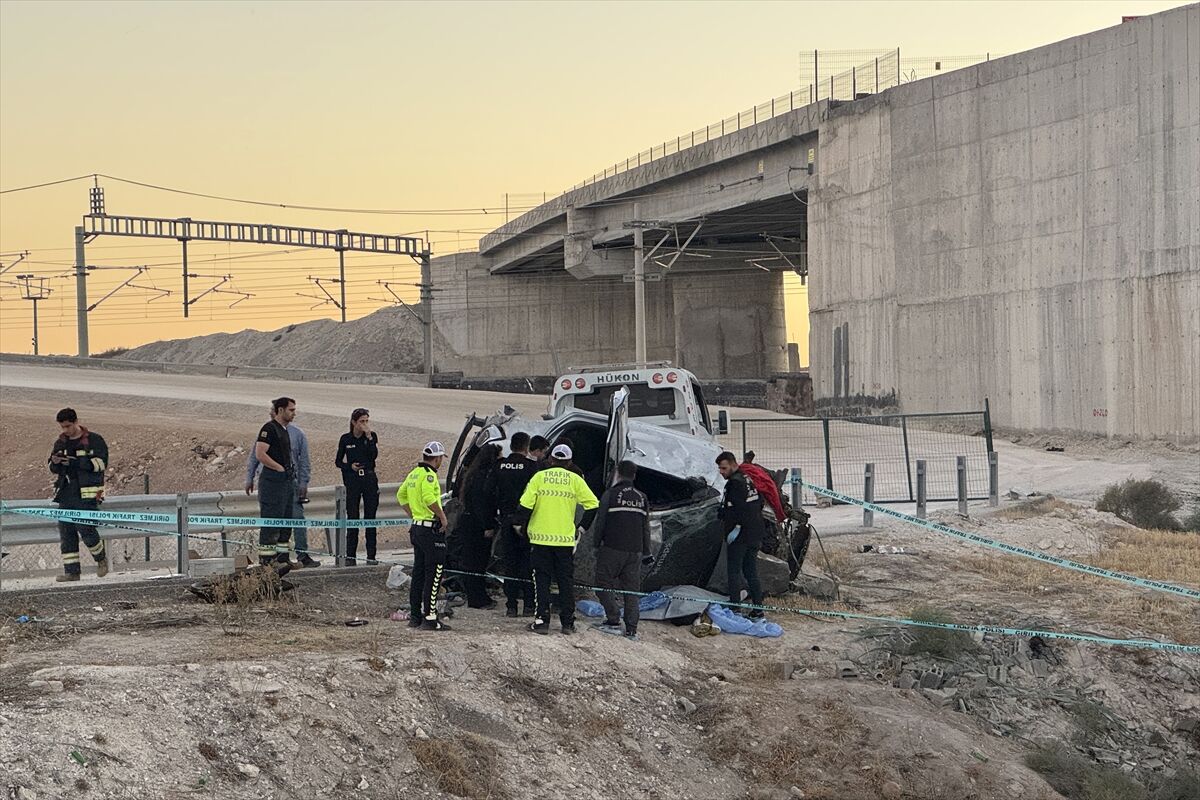 A A 20251006 39330062 39330061 K O N Y A D A D E V R I L E N O T O M O B I L D E K I 1 K I S I O L D U 1 K I S I Y A R A L A N D I