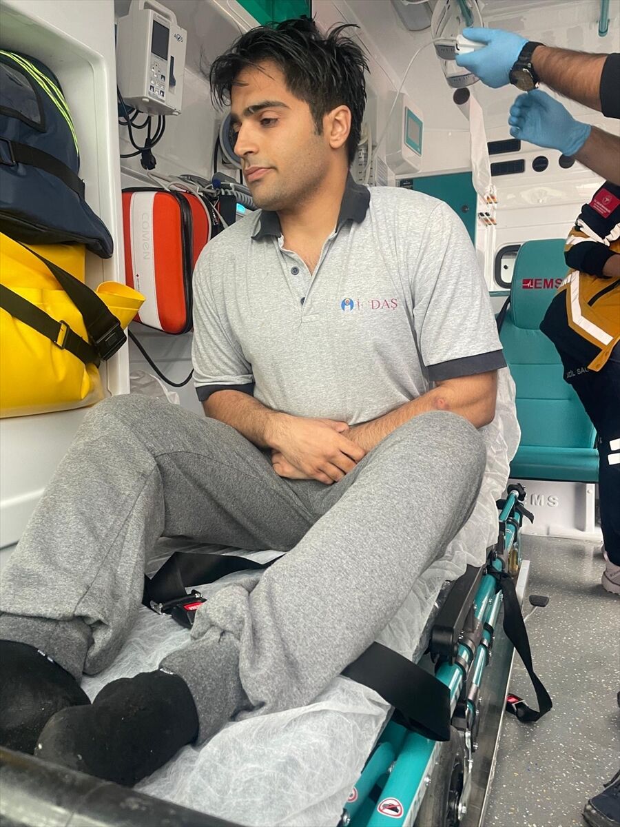 A A 20251011 39381672 39381671 C A N A K K A L E D E D E N I Z D E C I R P I N A N Y A B A N C I U Y R U K L U K I S I Y I B A L I K C I L A R K U R T A R D I