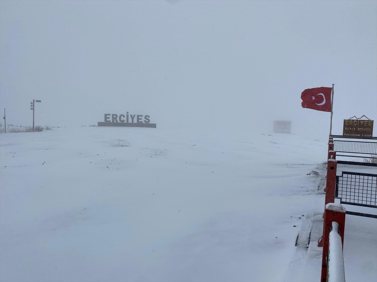 A A 20251012 39387779 39387777 I C A N A D O L U N U N Z I R V E S I E R C I Y E S T E K A R E T K I L I O L U Y O R