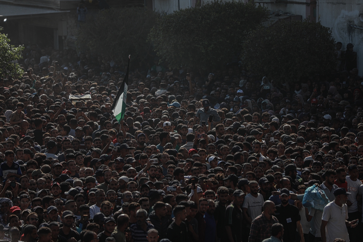 A A 20251013 39403893 39403871 I S R A I L I N S E R B E S T B I R A K T I G I F I L I S T I N L I E S I R L E R I N B I R K I S M I G A Z Z E Y E U L A S T I