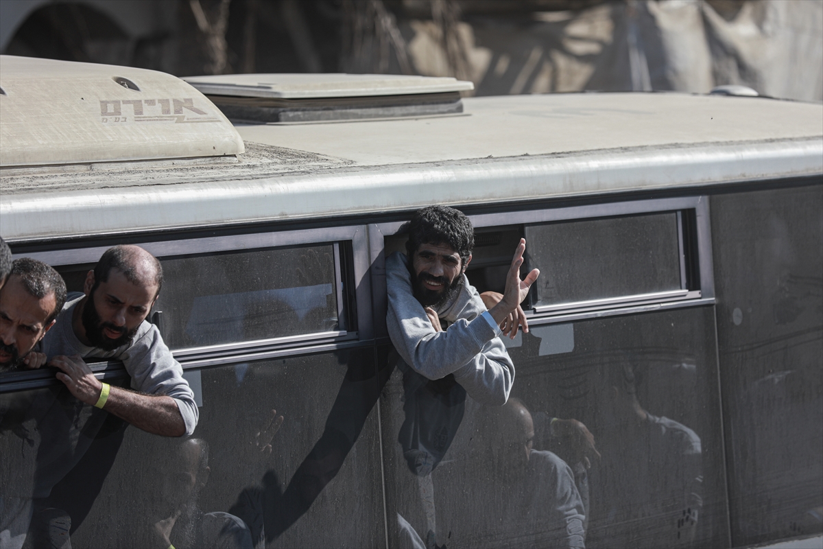 A A 20251013 39403893 39403874 I S R A I L I N S E R B E S T B I R A K T I G I F I L I S T I N L I E S I R L E R I N B I R K I S M I G A Z Z E Y E U L A S T I