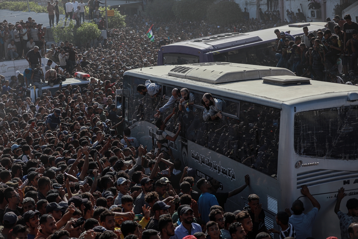 A A 20251013 39403893 39403876 I S R A I L I N S E R B E S T B I R A K T I G I F I L I S T I N L I E S I R L E R I N B I R K I S M I G A Z Z E Y E U L A S T I