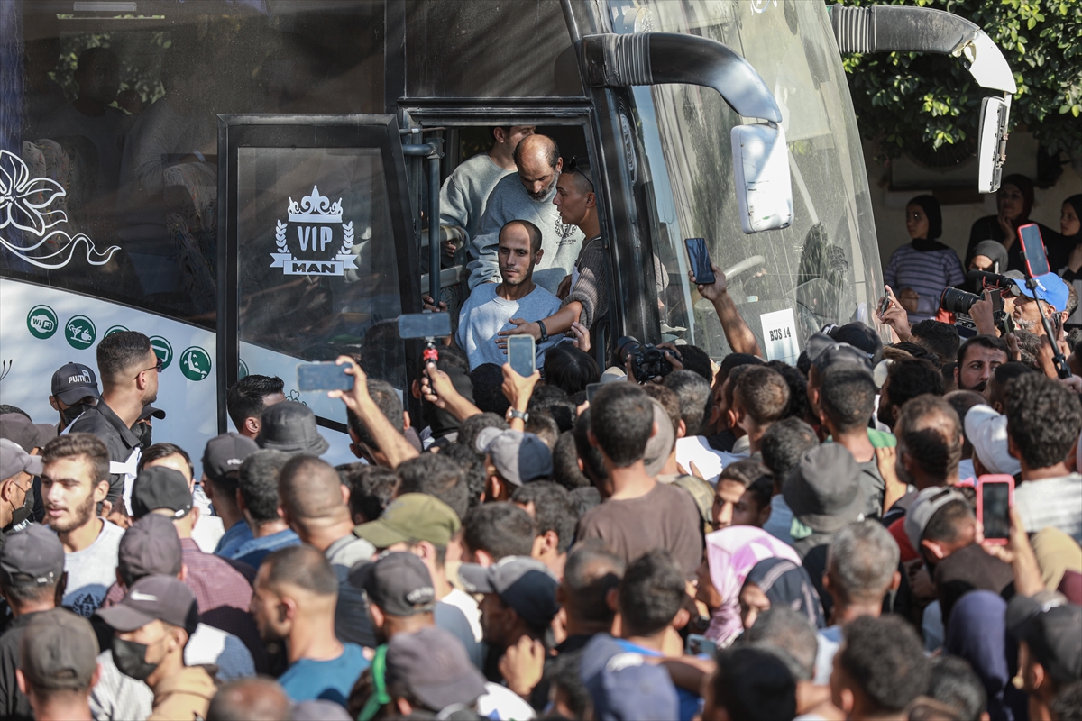 A A 20251013 39403893 39403882 I S R A I L I N S E R B E S T B I R A K T I G I F I L I S T I N L I E S I R L E R I N B I R K I S M I G A Z Z E Y E U L A S T I