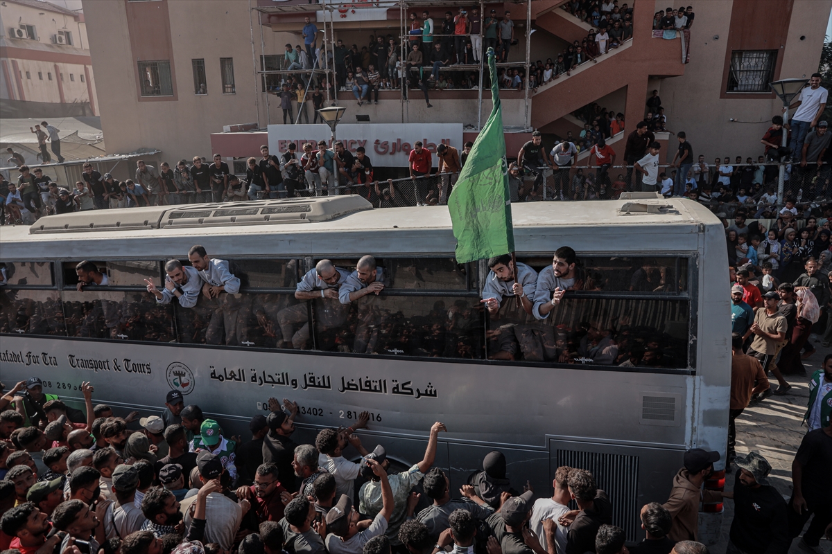 A A 20251013 39403893 39403889 I S R A I L I N S E R B E S T B I R A K T I G I F I L I S T I N L I E S I R L E R I N B I R K I S M I G A Z Z E Y E U L A S T I