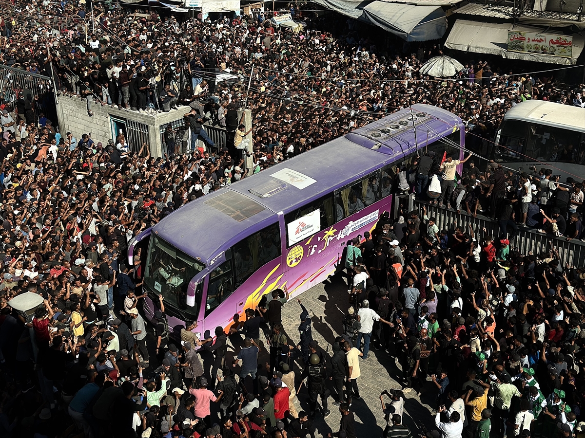 A A 20251013 39403974 39403946 I S R A I L I N S E R B E S T B I R A K T I G I F I L I S T I N L I E S I R L E R I N B I R K I S M I G A Z Z E Y E U L A S T I