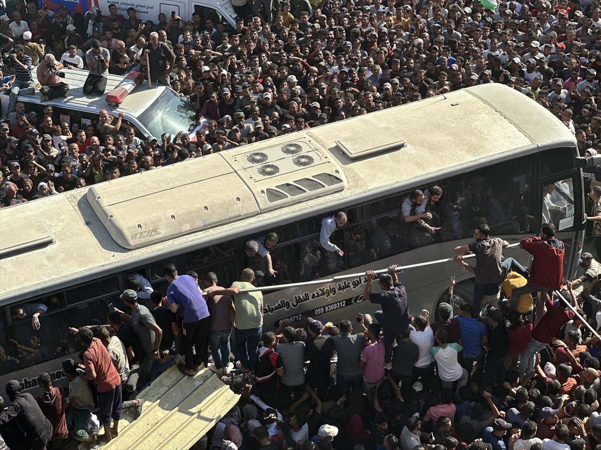 A A 20251013 39403974 39403948 I S R A I L I N S E R B E S T B I R A K T I G I F I L I S T I N L I E S I R L E R I N B I R K I S M I G A Z Z E Y E U L A S T I