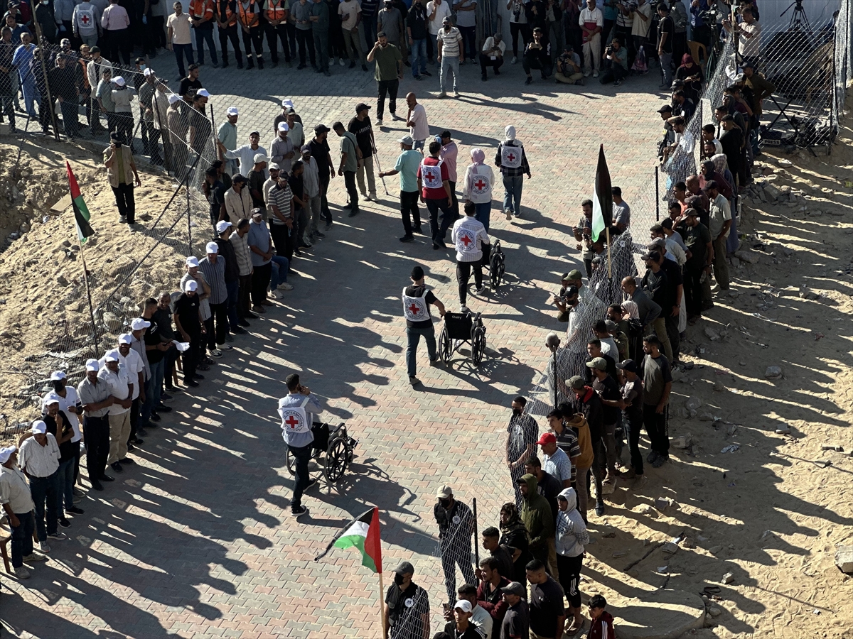 A A 20251013 39403974 39403959 I S R A I L I N S E R B E S T B I R A K T I G I F I L I S T I N L I E S I R L E R I N B I R K I S M I G A Z Z E Y E U L A S T I