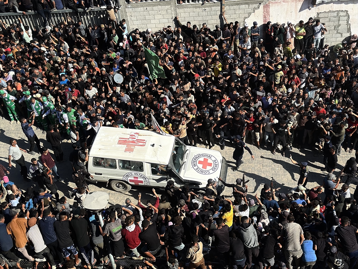 A A 20251013 39403974 39403966 I S R A I L I N S E R B E S T B I R A K T I G I F I L I S T I N L I E S I R L E R I N B I R K I S M I G A Z Z E Y E U L A S T I