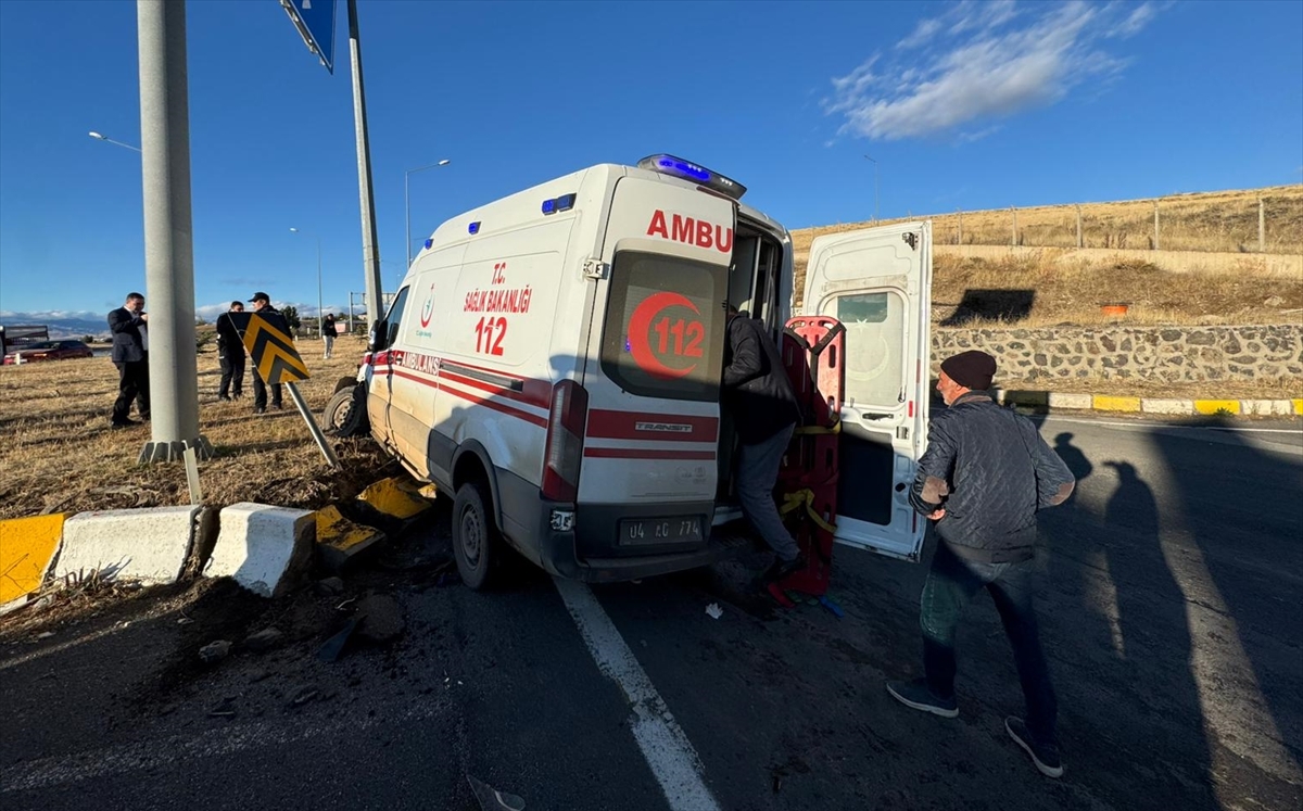 A A 20251013 39405316 39405314 A G R I D A A M B U L A N S I L E K A M Y O N E T I N C A R P I S M A S I S O N U C U 7 K I S I Y A R A L A N D I