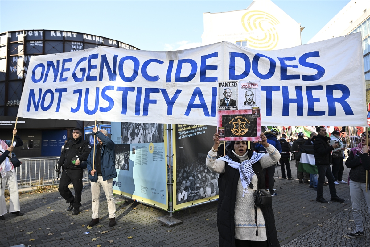 A A 20251018 39451853 39451848 B E R L I N D E F I L I S T I N E D E S T E K G O S T E R I S I D U Z E N L E N D I