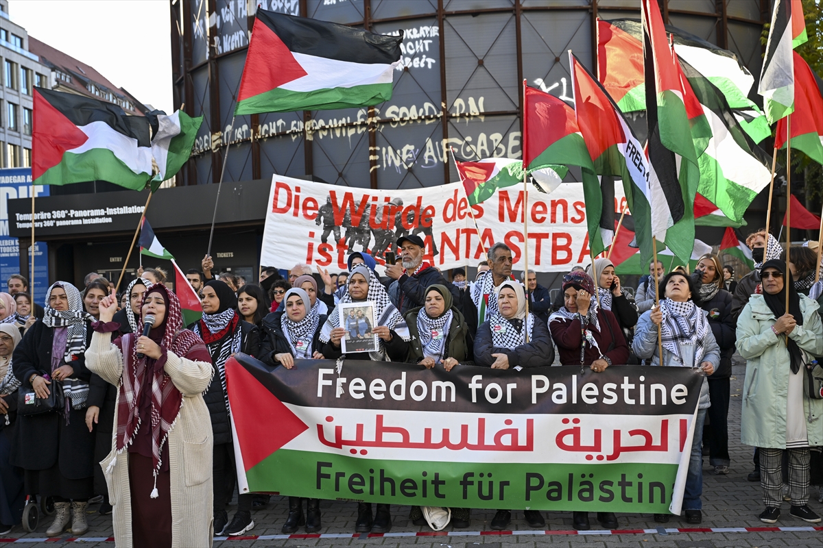 A A 20251018 39451853 39451849 B E R L I N D E F I L I S T I N E D E S T E K G O S T E R I S I D U Z E N L E N D I