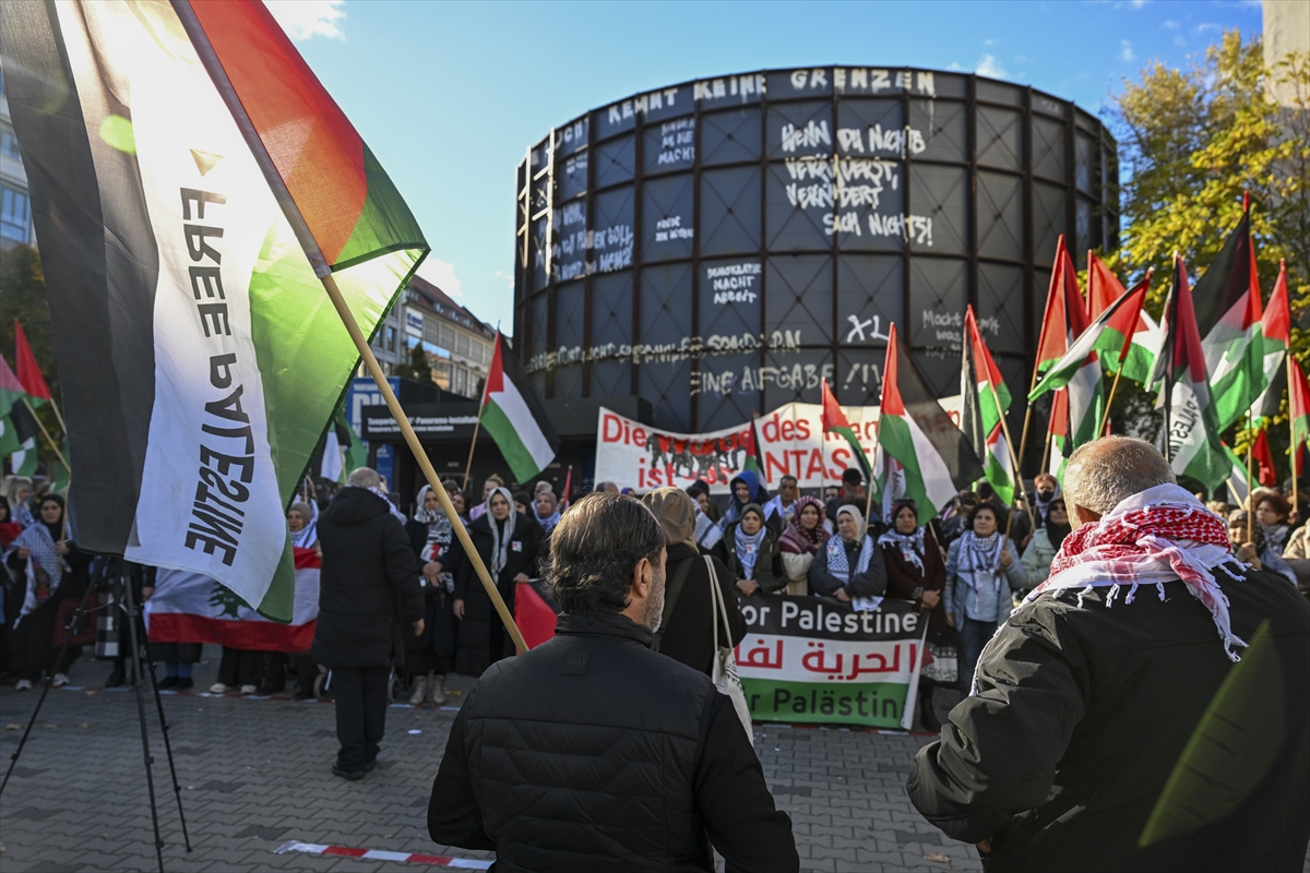 A A 20251018 39451853 39451852 B E R L I N D E F I L I S T I N E D E S T E K G O S T E R I S I D U Z E N L E N D I