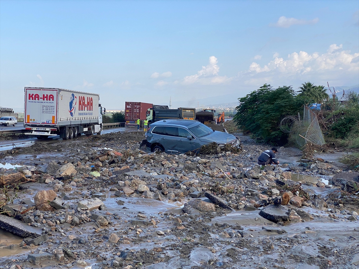 A A 20251020 39464699 39464697 H A T A Y D A S A G A N A K N E D E N I Y L E T O P R A K K A L E I S K E N D E R U N O T O Y O L U N D A A R A C L A R M A H S U R K A L D I