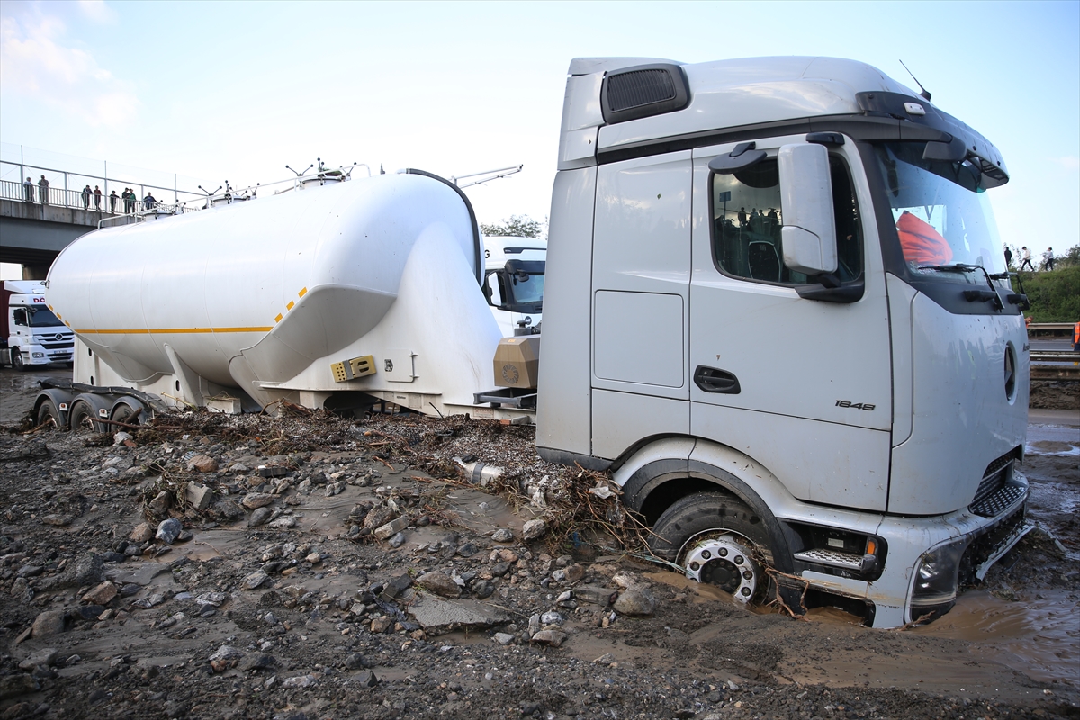 A A 20251020 39464922 39464921 H A T A Y D A S A G A N A K N E D E N I Y L E T O P R A K K A L E I S K E N D E R U N O T O Y O L U N D A A R A C L A R M A H S U R K A L D I