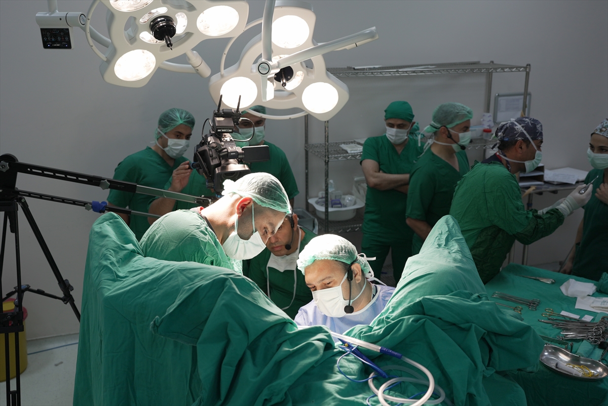 A A 20251020 39469134 39469133 M A L A T Y A D A F A R K L I I L L E R D E N C E R R A H L A R I N D A K A T I L I M I Y L A 14 C A N L I A M E L I Y A T Y A P I L D I