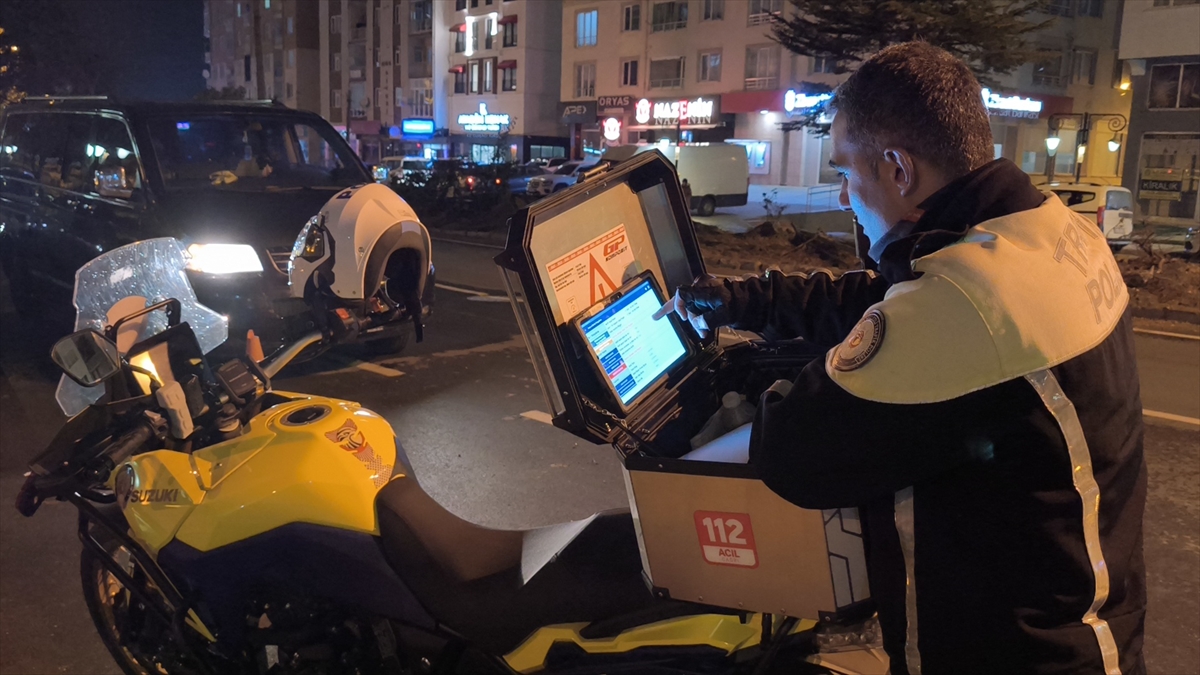 A A 20251023 39502875 39502874 K U T A H Y A D A P O L I S M E R K E Z I N E C A K A R L A M B A Y A K A R A K G E L E N S U R U C U Y E P A R A C E Z A S I