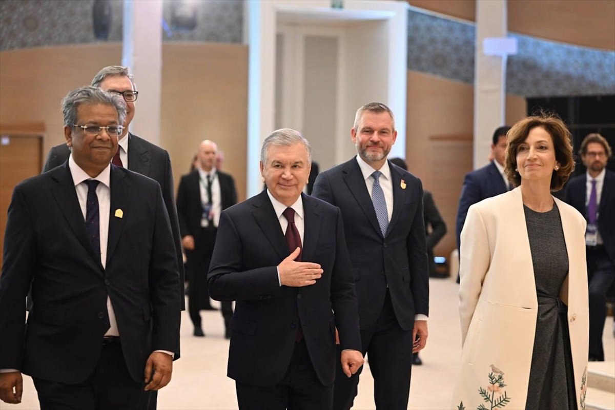 A A 20251030 39570916 39570906 O Z B E K I S T A N I N T A R I H I S E M E R K A N T S E H R I N D E U N E S C O 43 G E N E L K O N F E R A N S I B A S L A D I