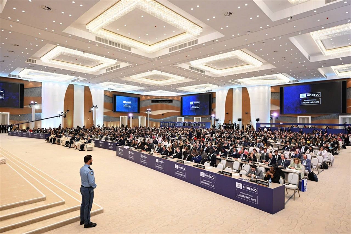 A A 20251030 39570916 39570908 O Z B E K I S T A N I N T A R I H I S E M E R K A N T S E H R I N D E U N E S C O 43 G E N E L K O N F E R A N S I B A S L A D I