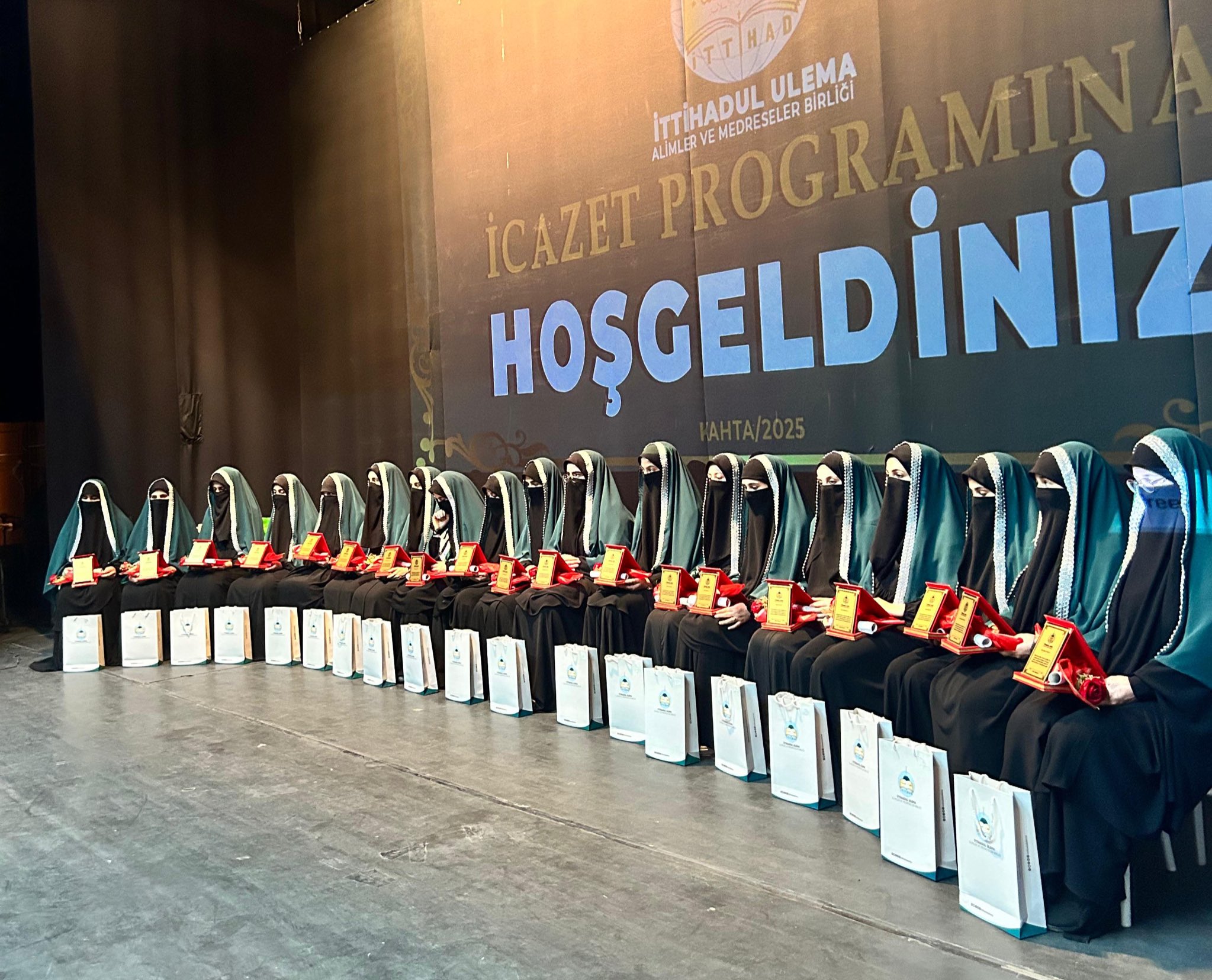 İTTİHADUL ULEMA’dan İcazet ve Mezuniyet Merasimi