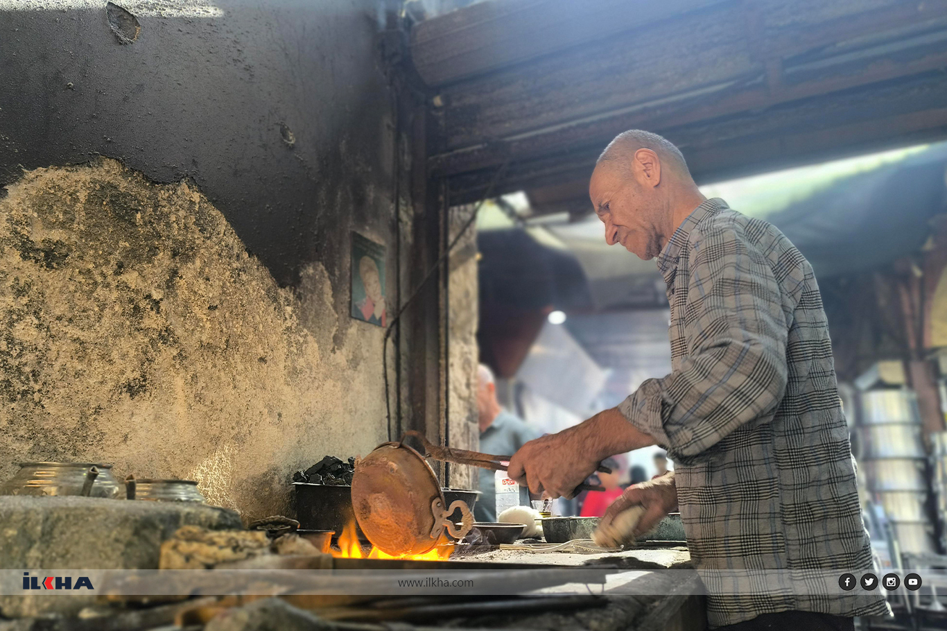 4306D27C 3526 4D3A B0C8 C0C291E197Db