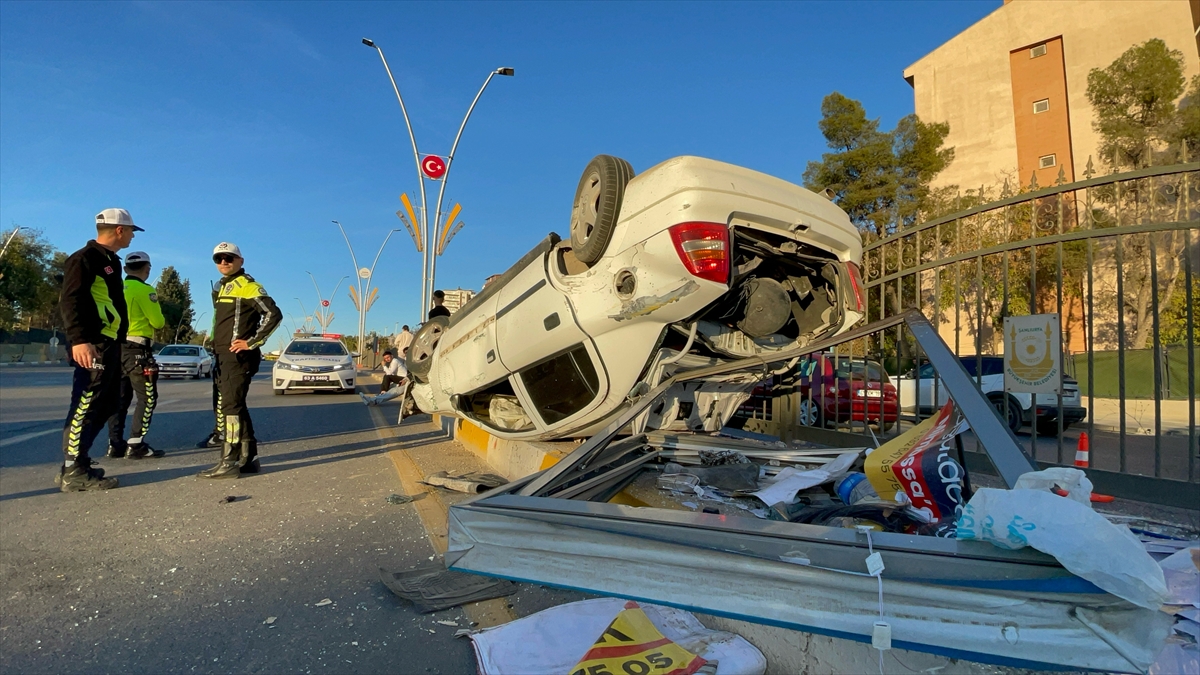 A A 20251102 39595085 39595083 S A N L I U R F A D A D E V R I L E N O T O M O B I L D E K I 5 K I S I Y A R A L A N D I