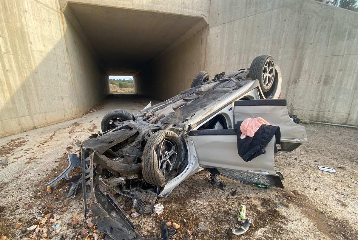 A A 20251102 39595944 39595941 I S T A N B U L I Z M I R O T O Y O L U N D A S A R A M P O L E D E V R I L E N O T O M O B I L D E K I 4 K I S I Y A R A L A N D I