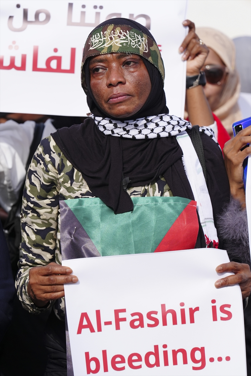 A A 20251102 39597218 39597217 S U D A N D A K I I C S A V A S I N Y O L A C T I G I I N S A N I K R I Z I S T A N B U L D A P R O T E S T O E D I L D I