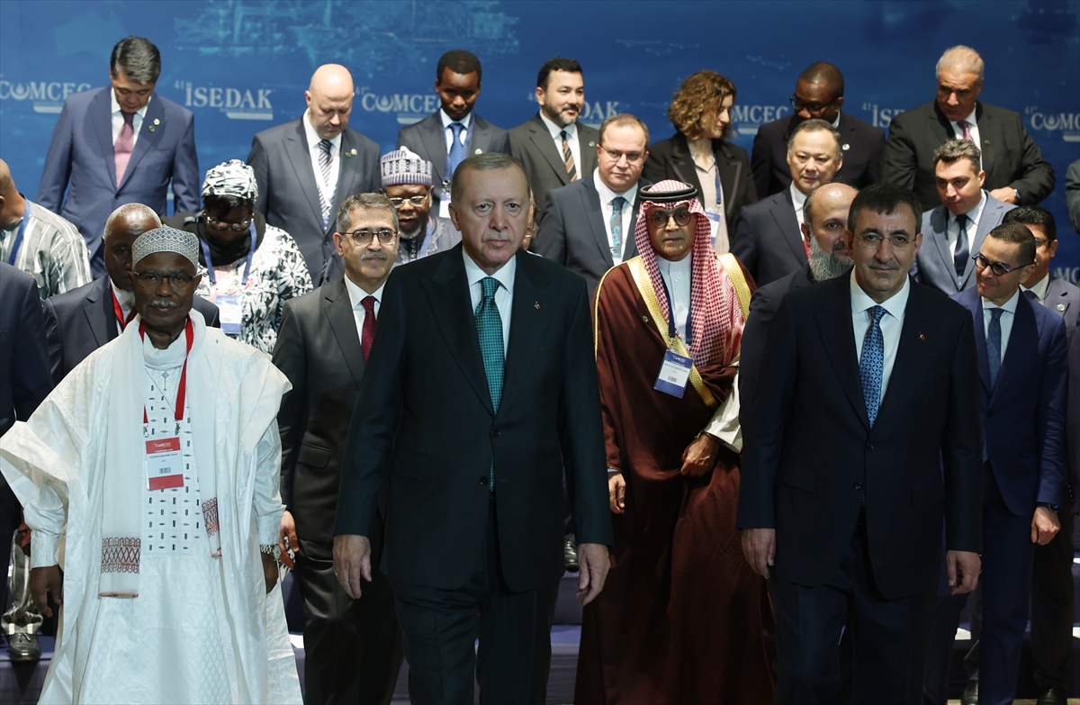 A A 20251103 39600178 39600172 C U M H U R B A S K A N I R E C E P T A Y Y I P E R D O G A N