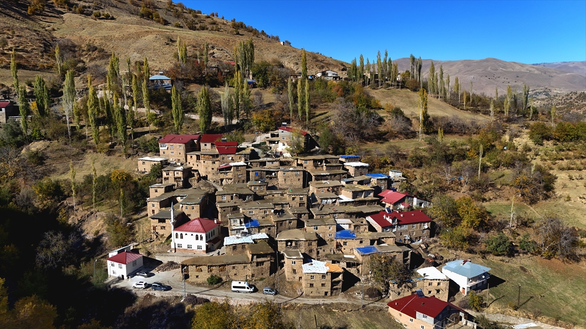 A A 20251103 39600766 39600763 B I T L I S T E K I T A S E V L E R S O N B A H A R M A N Z A R A S I Y L A F O T O G R A F T U T K U N L A R I N I A G I R L I Y O R