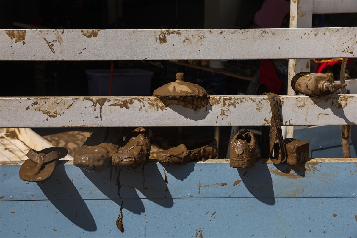 A A 20251106 39629577 39629565 F I L I P I N L E R D E K A L M A E G I T A Y F U N U N D A O L E N L E R I N S A Y I S I 114 E Y U K S E L D I