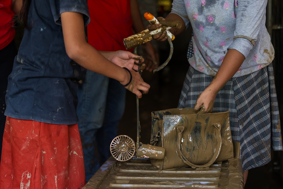 A A 20251106 39629577 39629576 F I L I P I N L E R D E K A L M A E G I T A Y F U N U N D A O L E N L E R I N S A Y I S I 114 E Y U K S E L D I