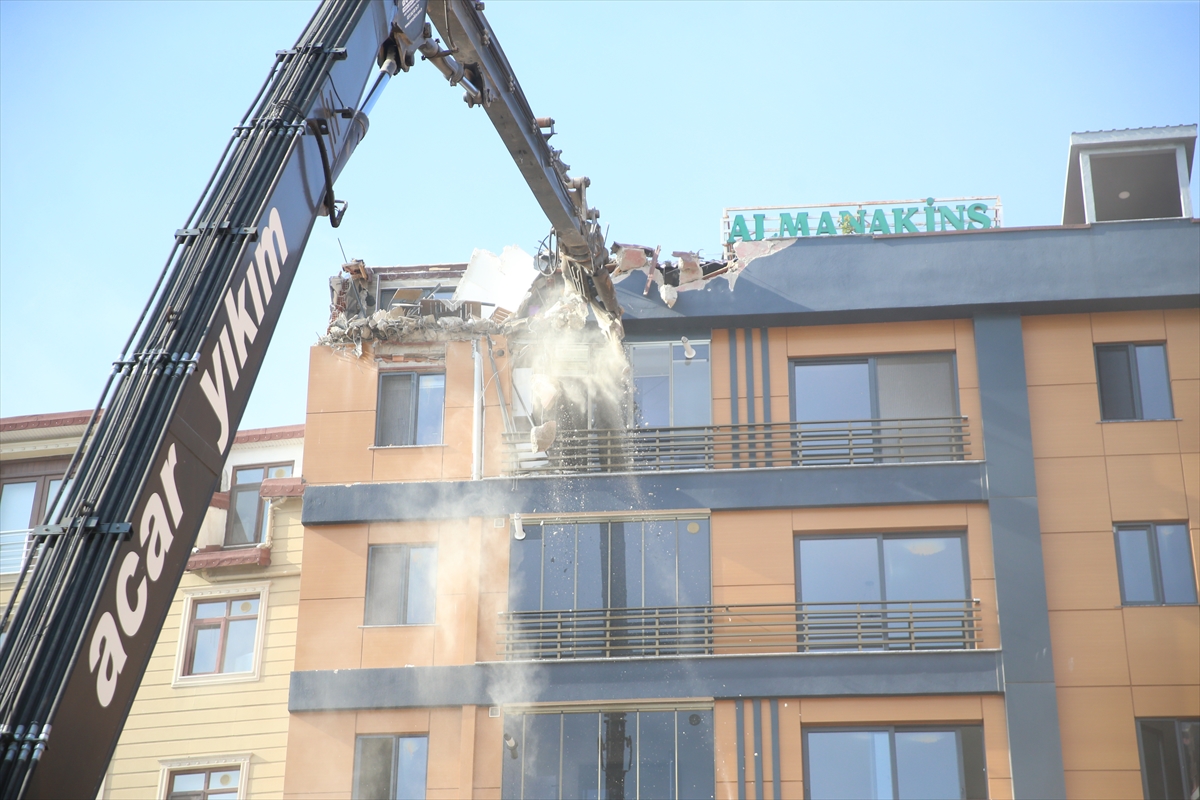 A A 20251106 39632782 39632776 O R D U D A T E M E L K A Z I S I S I R A S I N D A H A S A R O L U S A N B I N A N I N Y I K I M I N A B A S L A N D I