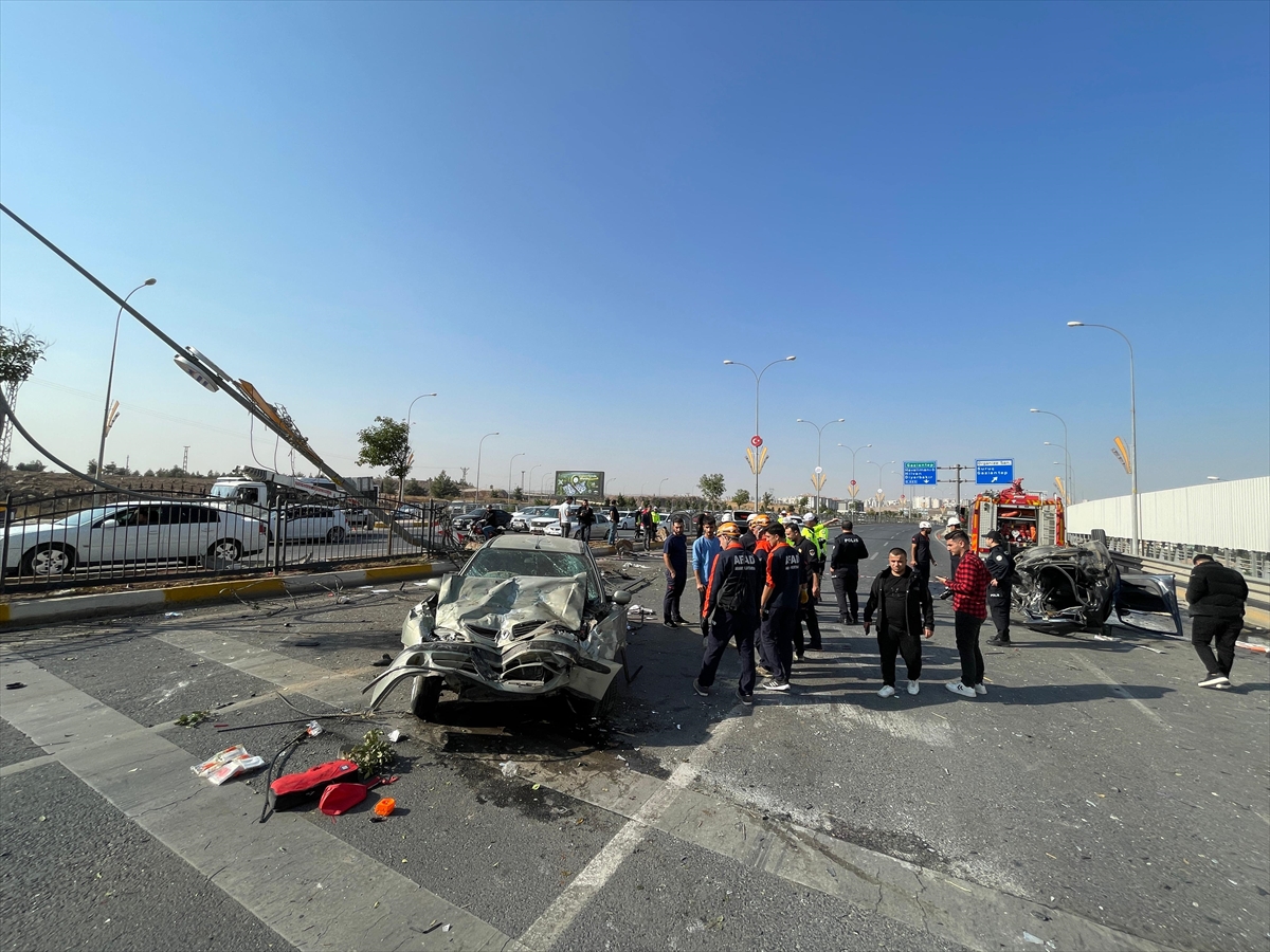 A A 20251110 39670738 39670735 S A N L I U R F A D A Z I N C I R L E M E T R A F I K K A Z A S I N D A 4 K I S I Y A R A L A N D I