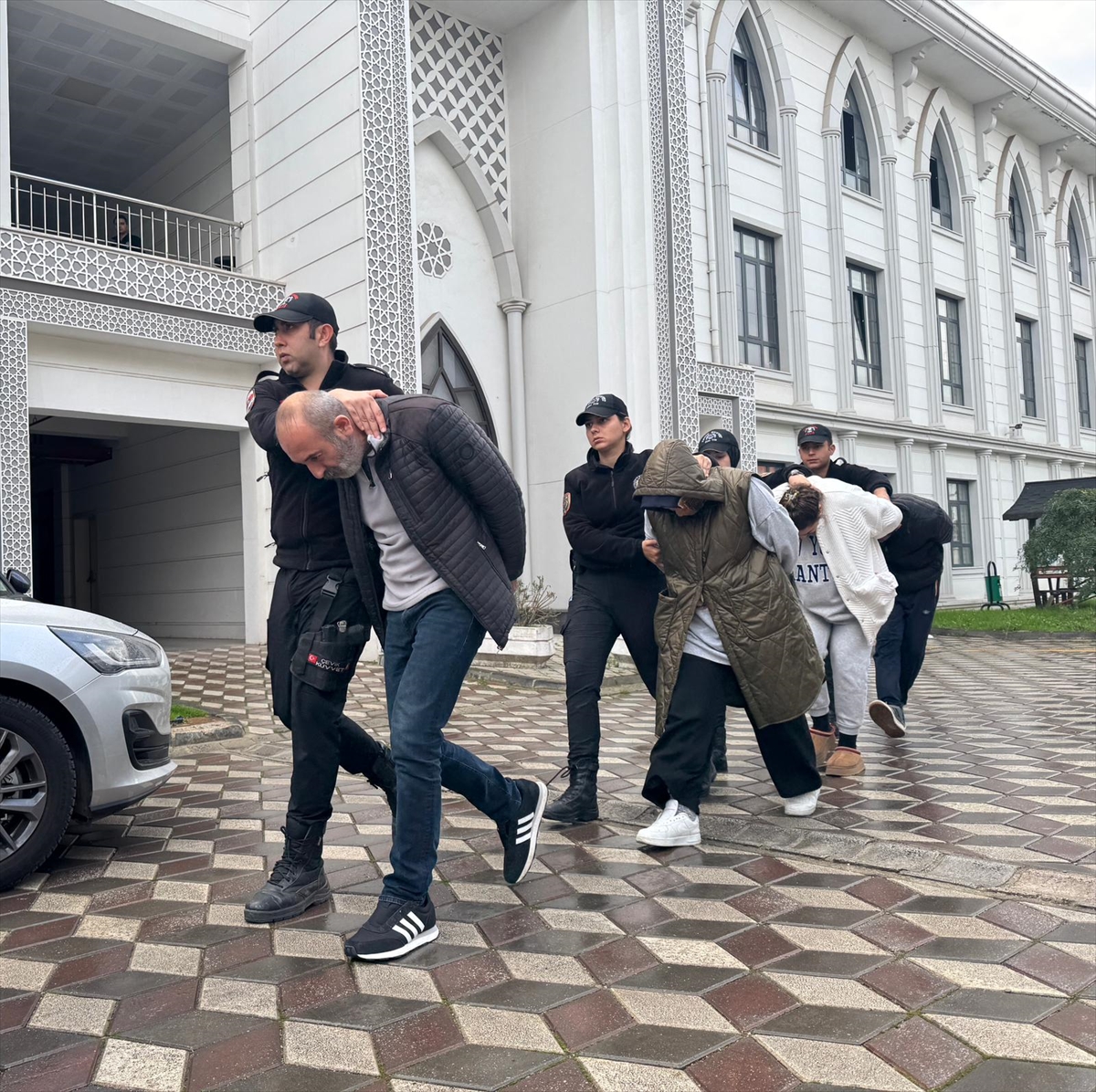 A A 20251111 39677123 39677121 K O C A E L I D E K I F A B R I K A Y A N G I N I N A I L I S K I N G O Z A L T I N A A L I N A N 11 Z A N L I A D L I Y E Y E S E V K E D I L D I