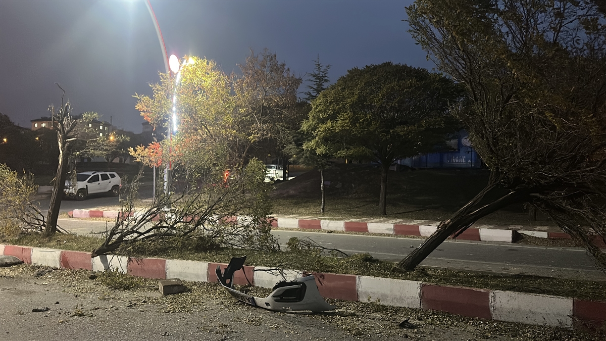 A A 20251115 39716902 39716901 V A N D A T A K L A A T A R A K D E V R I L E N O T O M O B I L D E K I 3 K I S I Y A R A L A N D I