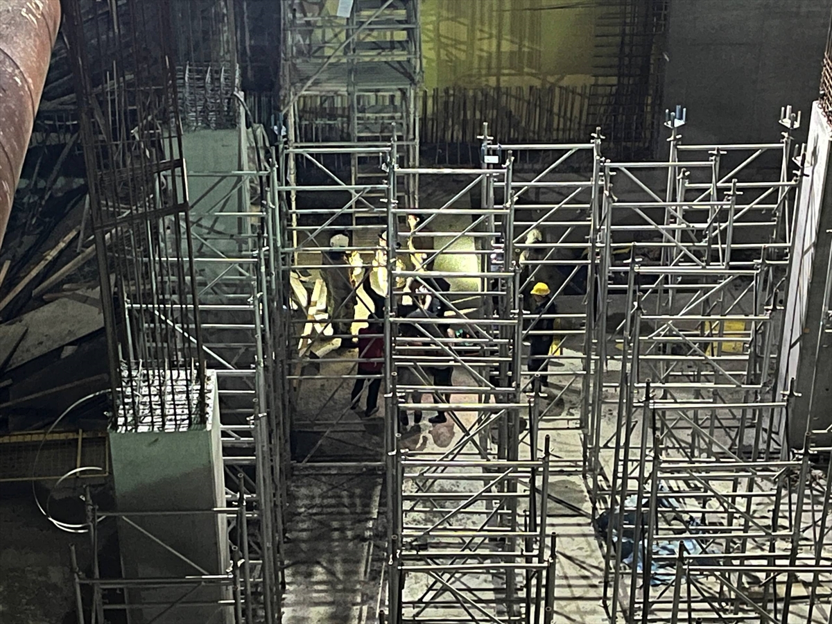 A A 20251115 39718429 39718422 B E Y O G L U N D A K I M E T R O I N S A A T I N D A I S K E L E C O K T U B A Z I I S C I L E R Y A R A L A N D I