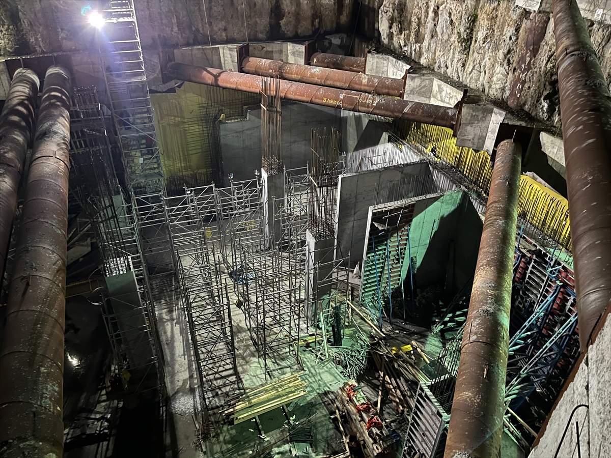 A A 20251115 39718429 39718426 B E Y O G L U N D A K I M E T R O I N S A A T I N D A I S K E L E C O K T U B A Z I I S C I L E R Y A R A L A N D I