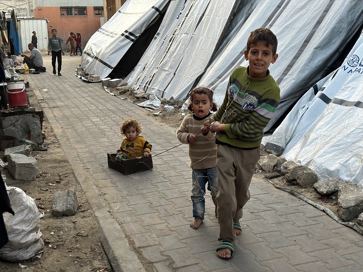 A A 20251120 39756207 39756164 D U N Y A C O C U K G U N U N D E G A Z Z E D E K I C O C U K L A R I N Z O R L U Y A S A M M U C A D E L E S I