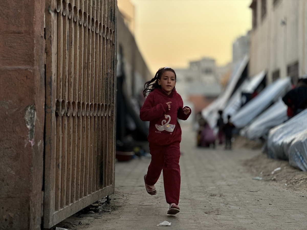 A A 20251120 39756207 39756166 D U N Y A C O C U K G U N U N D E G A Z Z E D E K I C O C U K L A R I N Z O R L U Y A S A M M U C A D E L E S I