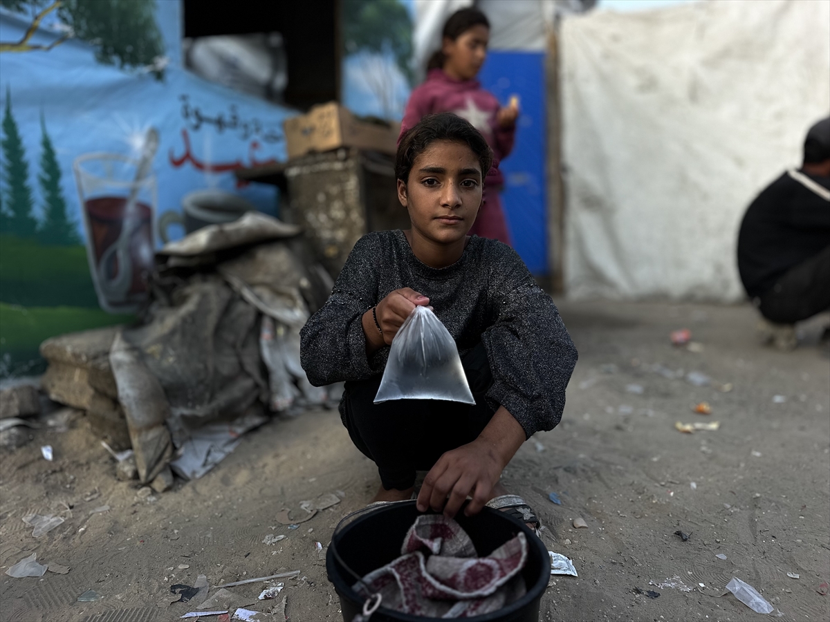 A A 20251120 39756207 39756190 D U N Y A C O C U K G U N U N D E G A Z Z E D E K I C O C U K L A R I N Z O R L U Y A S A M M U C A D E L E S I