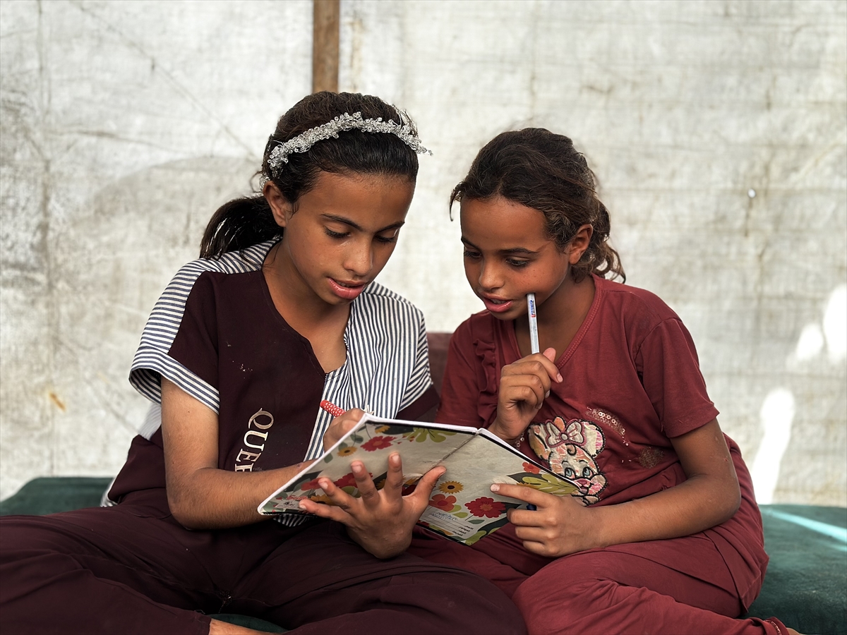 A A 20251120 39756207 39756197 D U N Y A C O C U K G U N U N D E G A Z Z E D E K I C O C U K L A R I N Z O R L U Y A S A M M U C A D E L E S I