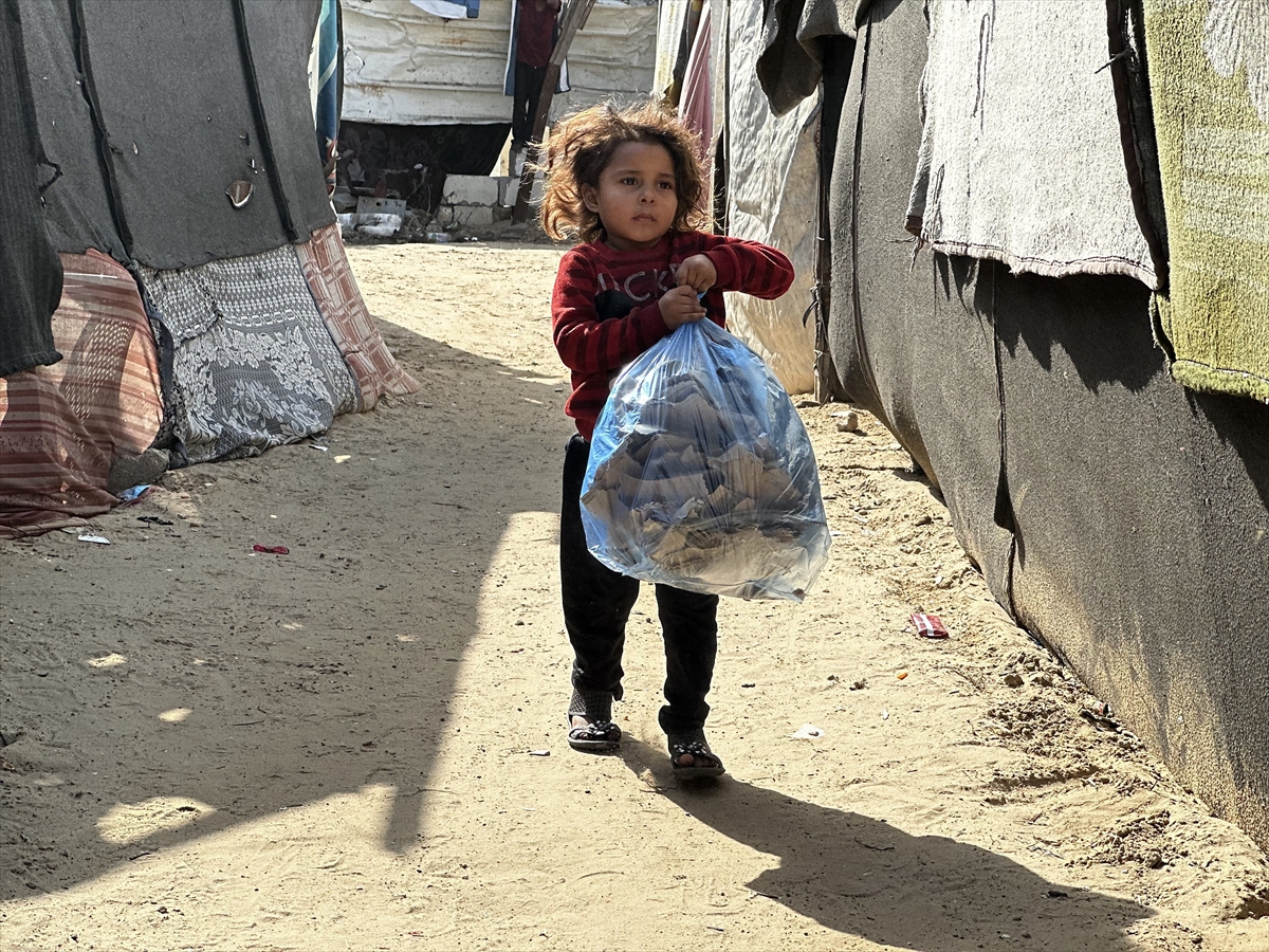 A A 20251120 39756207 39756202 D U N Y A C O C U K G U N U N D E G A Z Z E D E K I C O C U K L A R I N Z O R L U Y A S A M M U C A D E L E S I